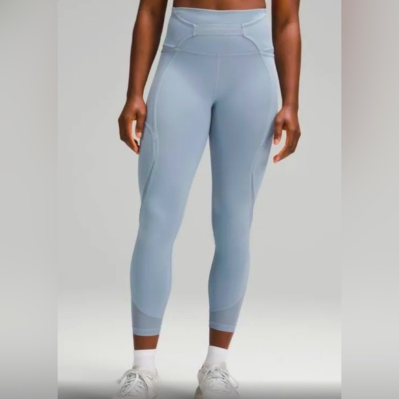 lululemon athletica Pants - Lululemon Wunder Train Mesh Belt HR Tight 25” , size 4
